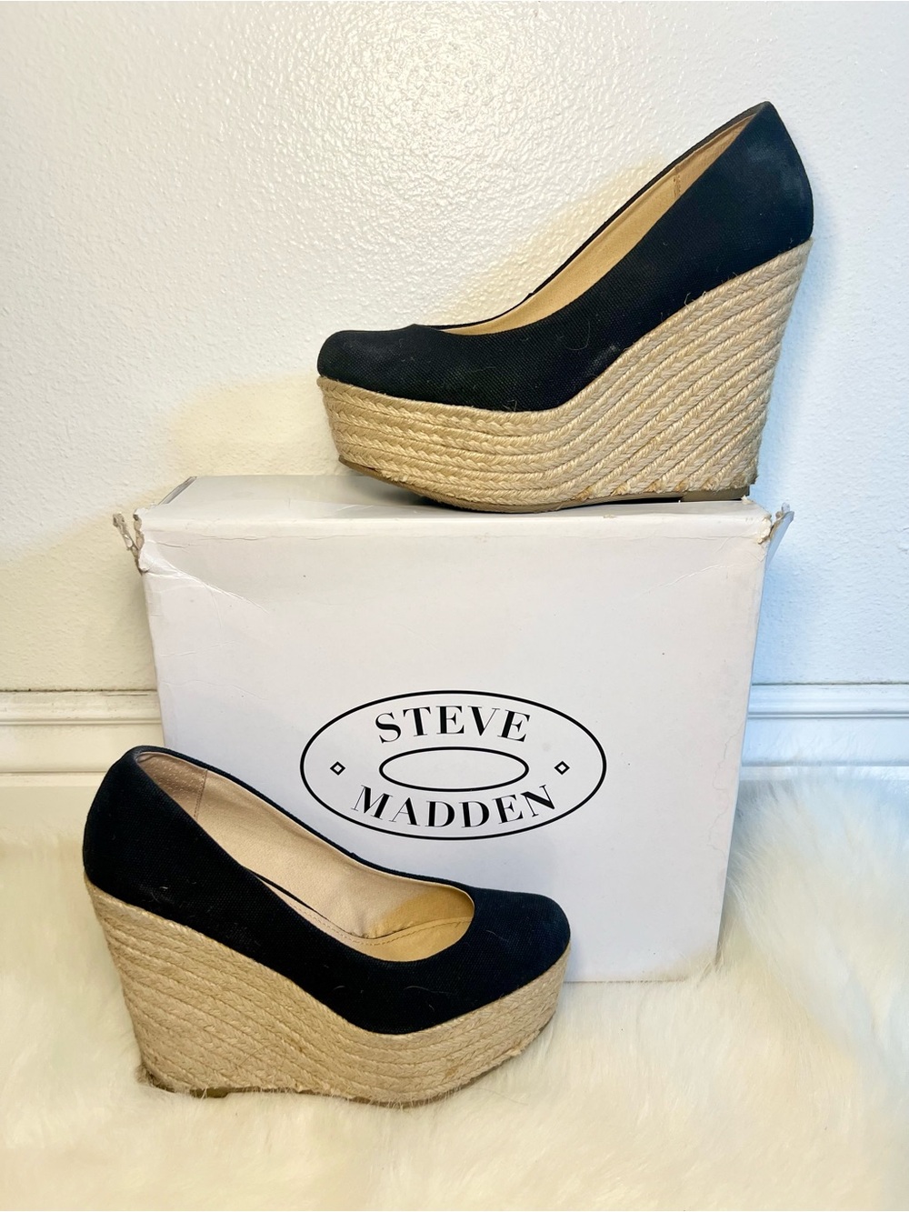 Steve Madden Marryy Black Espadrille Wedge Pumps